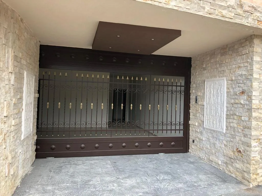 Villa for Sale in Fatqa, Lebanon — الصورة 4