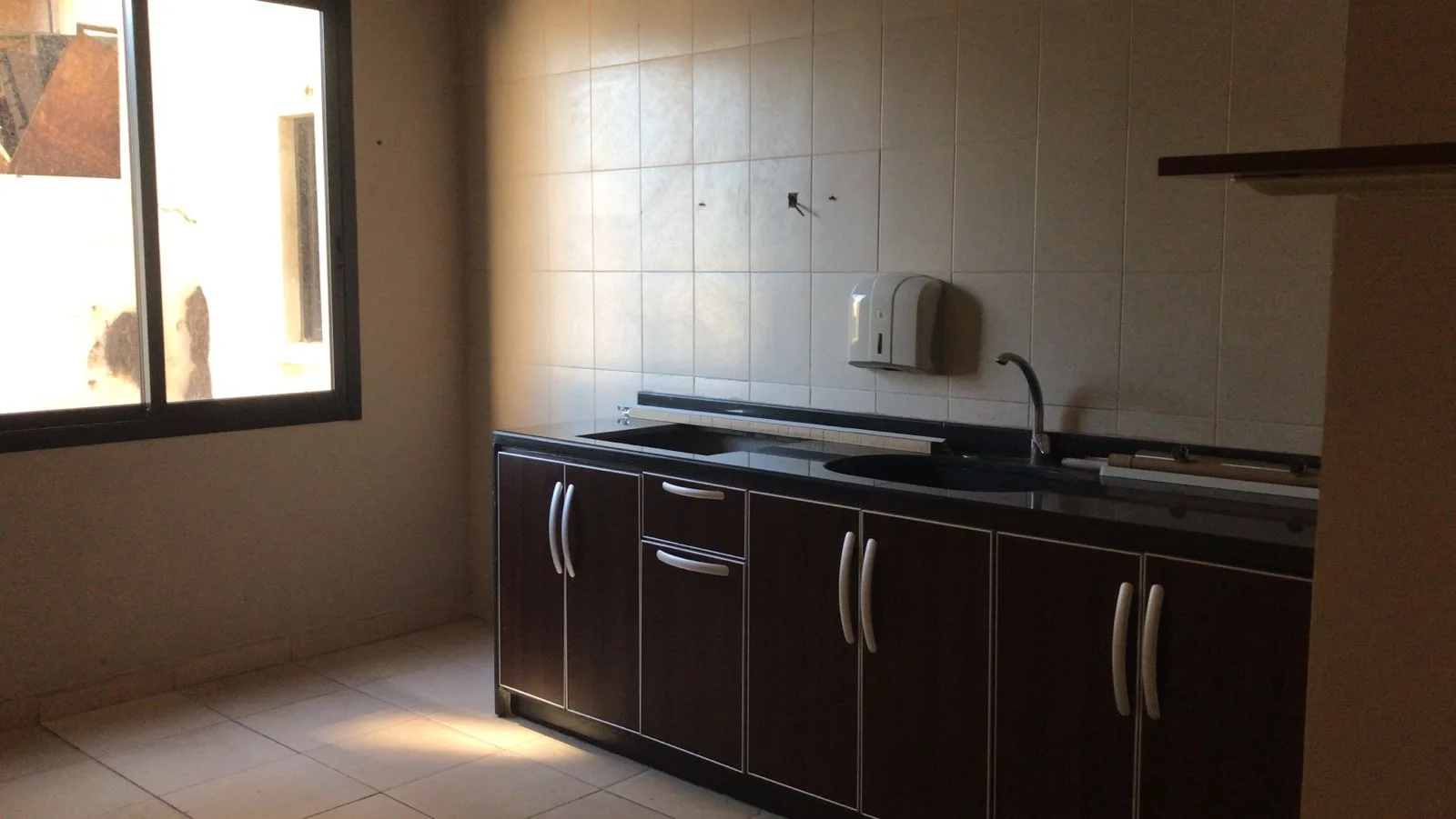 Office for Rent in Saifi , Beirut, Lebanon — الصورة 8