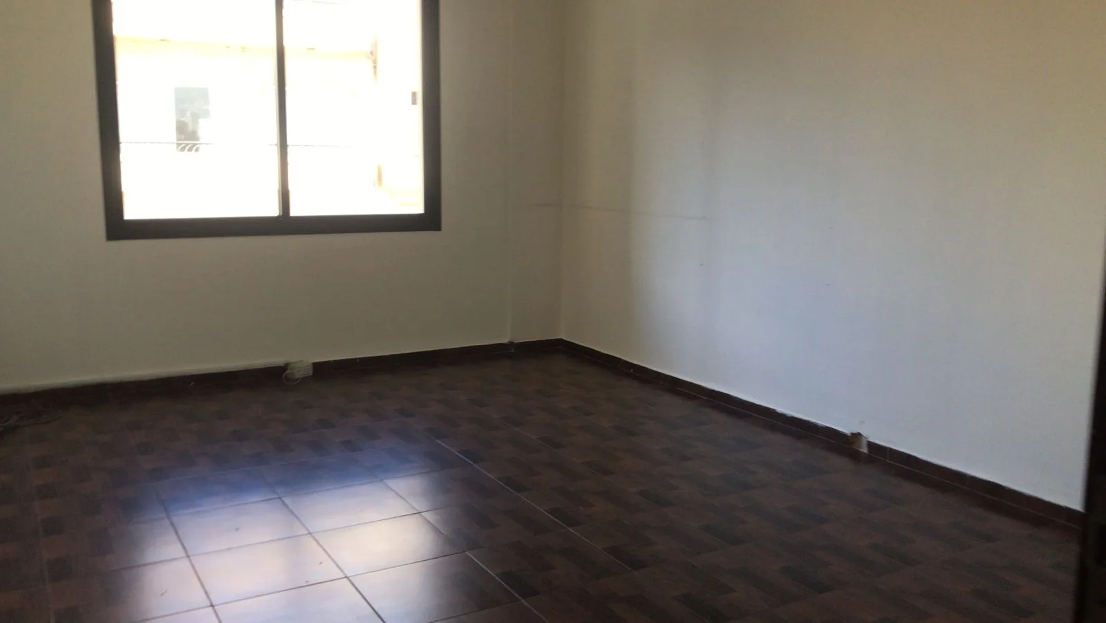 Office for Rent in Saifi , Beirut, Lebanon — الصورة 5