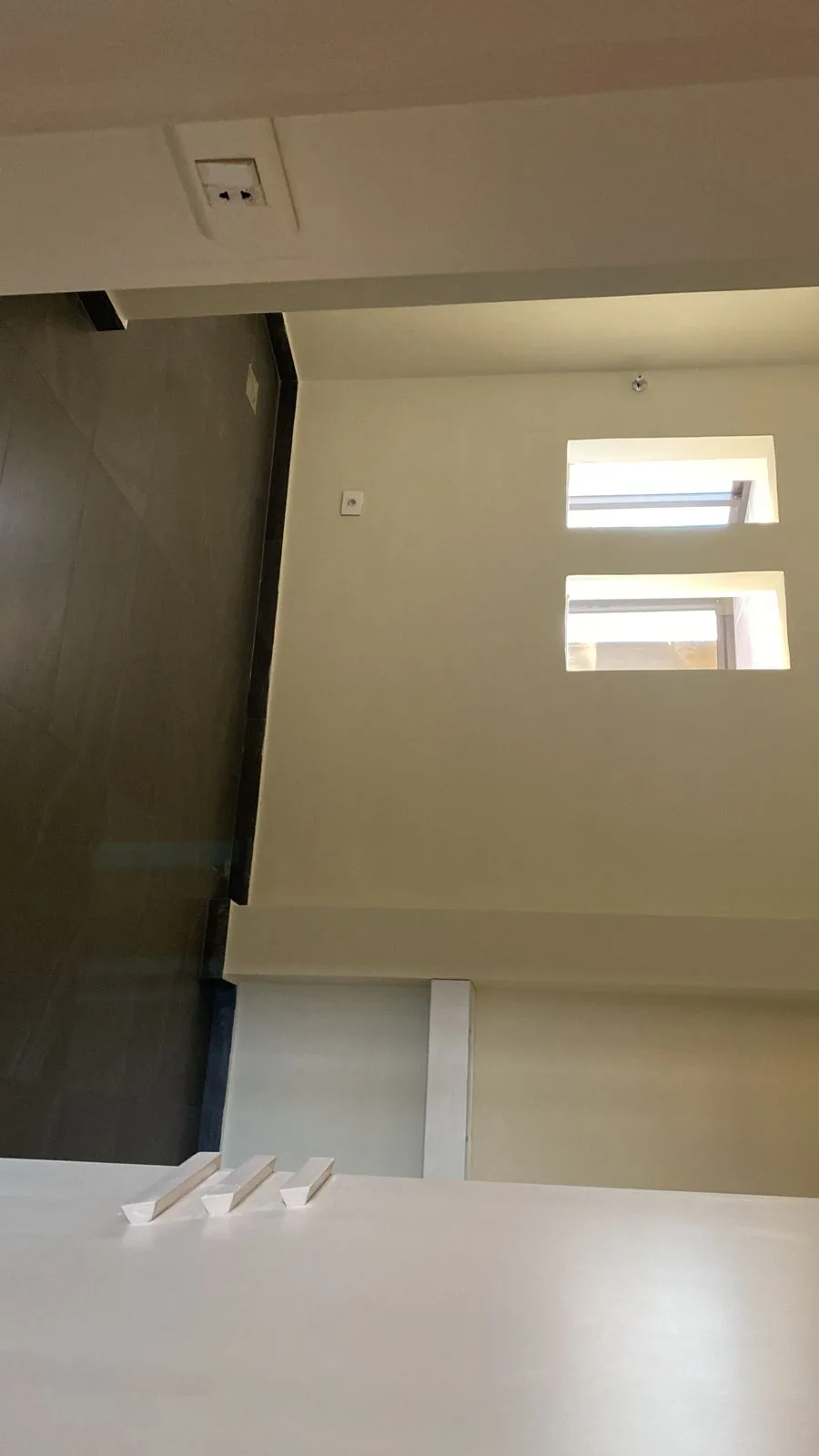 Office for rent in Saifi — الصورة 8