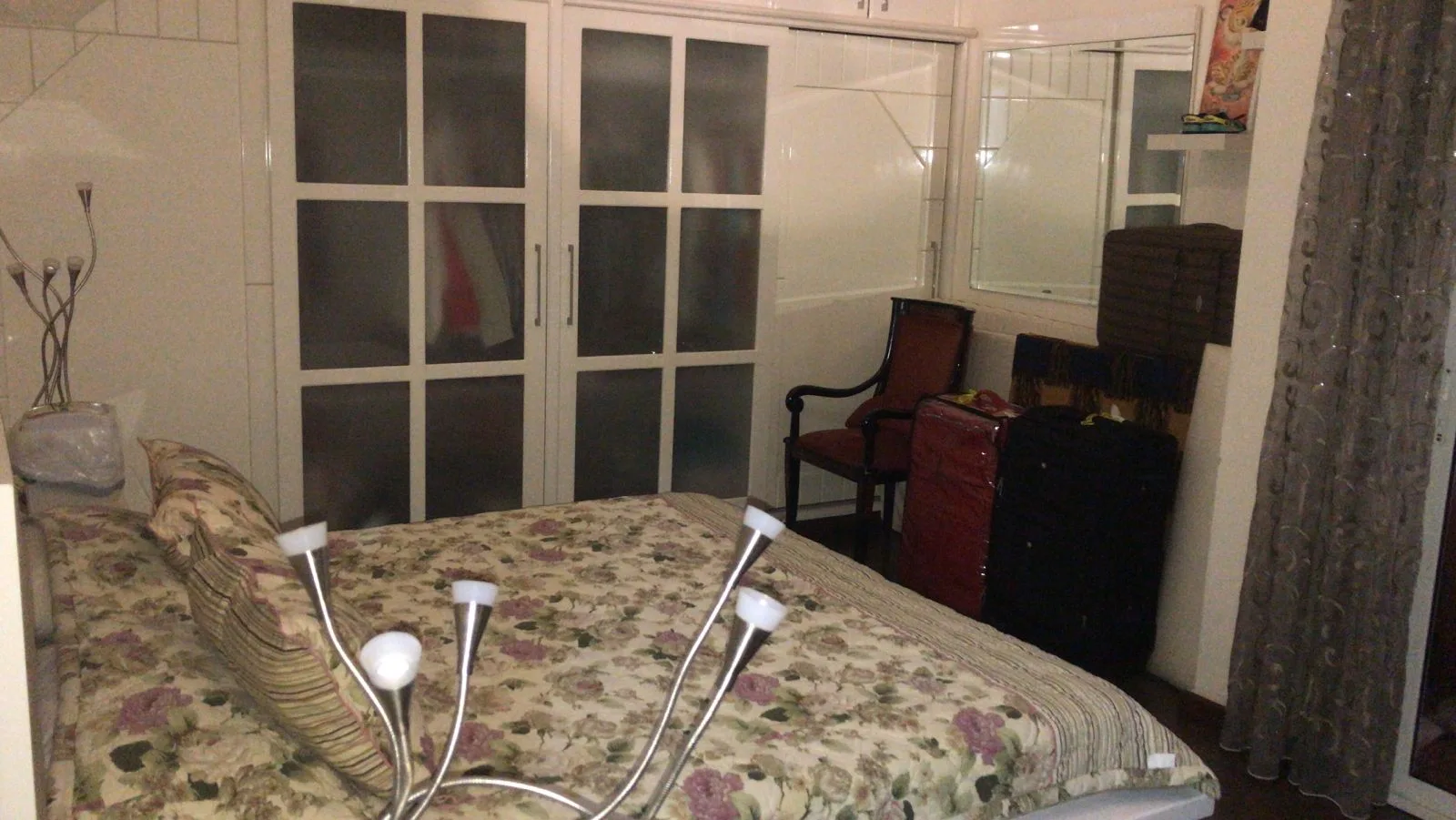Apartment for Sale in Ras Al Naba'a, Beirut, Lebanon — الصورة 8