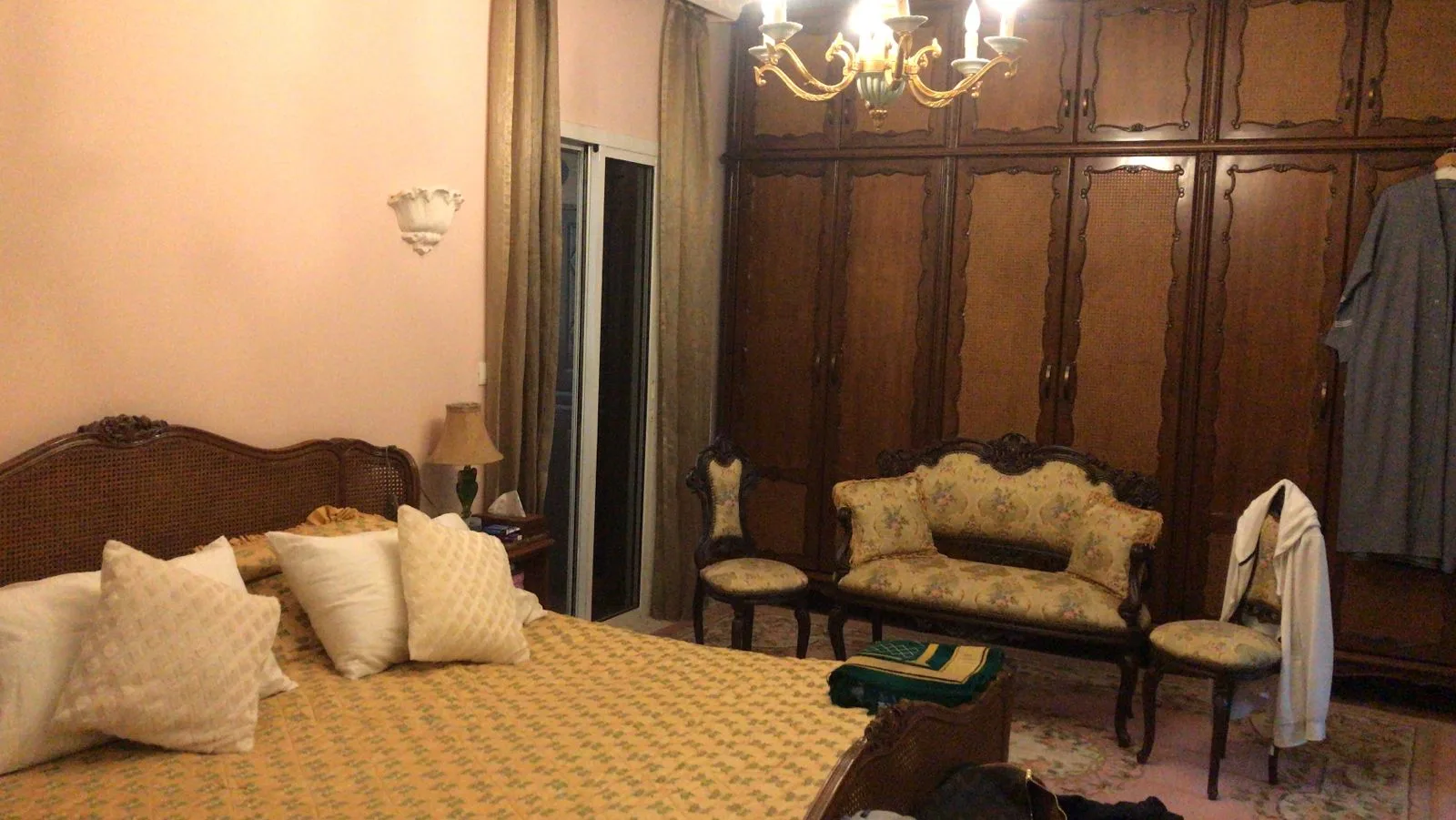 Apartment for Sale in Ras Al Naba'a, Beirut, Lebanon — الصورة 9