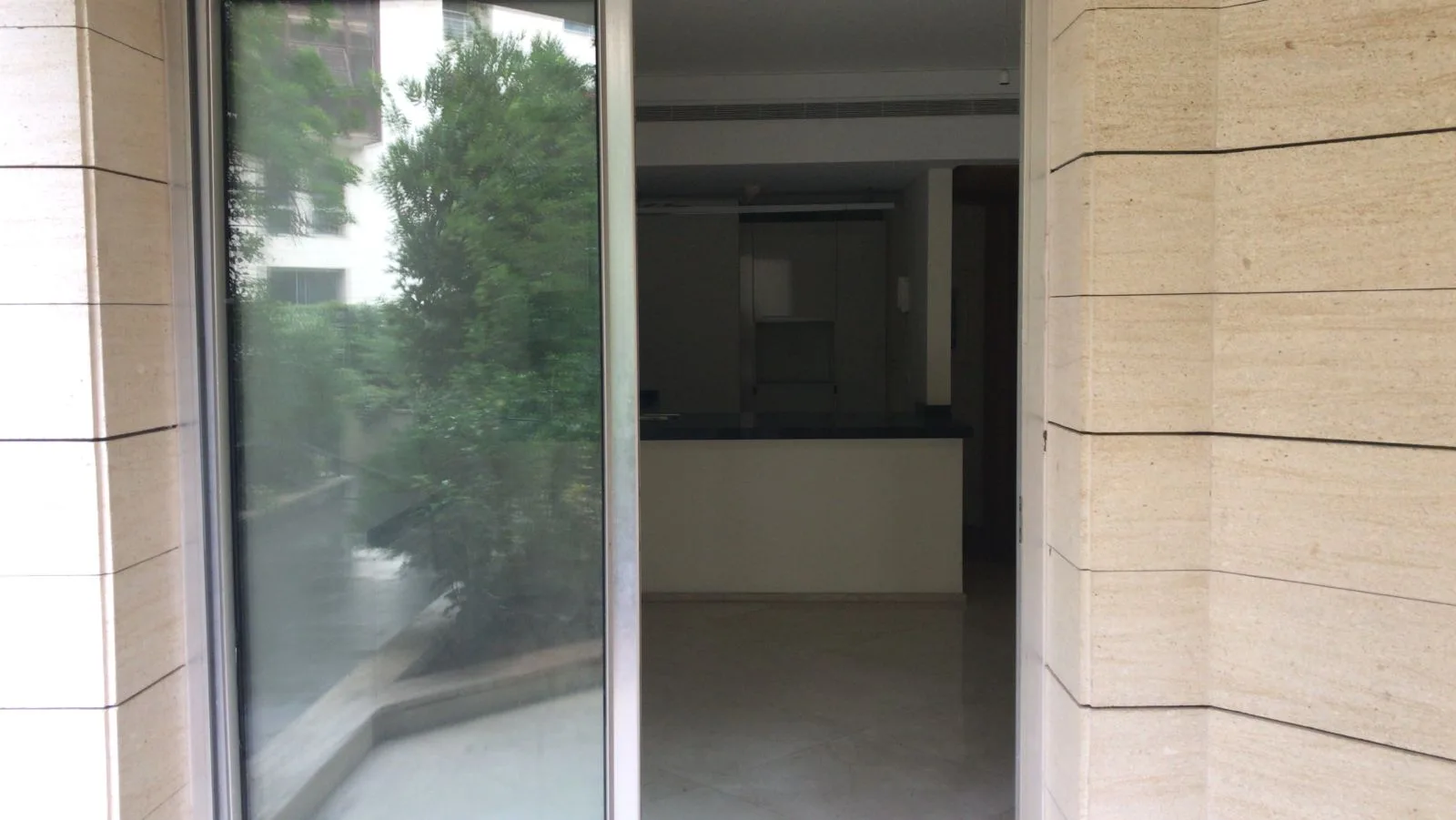Apartment for Rent in Wadi Abou Jmiel, Downtown, beirut — photo 4
