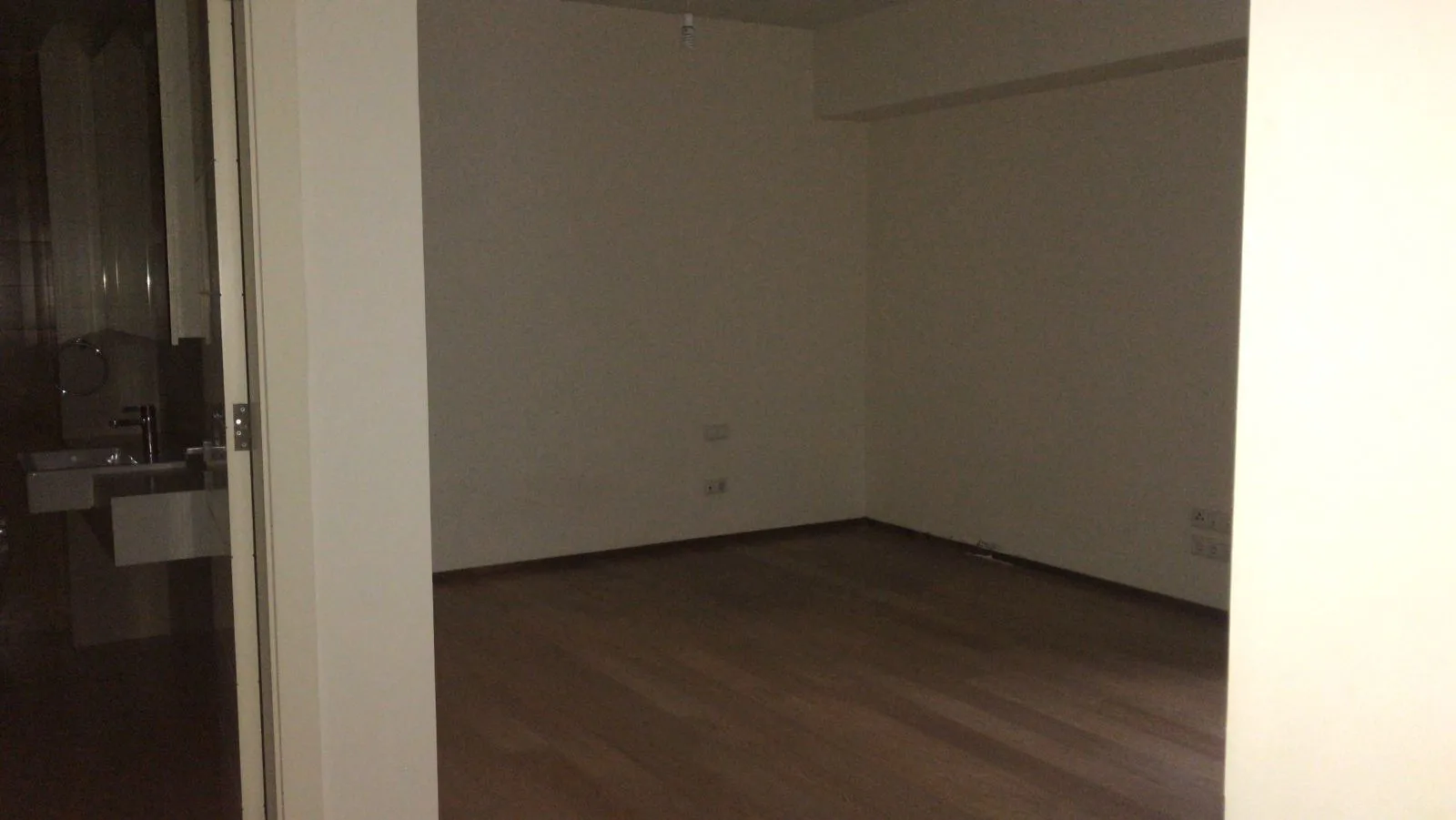 Apartment for Rent in Wadi Abou Jmiel, Downtown, beirut — photo 5