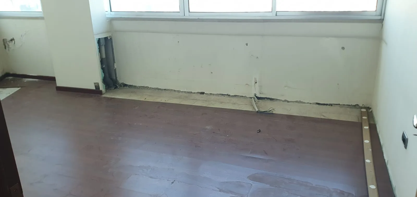 Office for rent in Sin El Fil — الصورة 8
