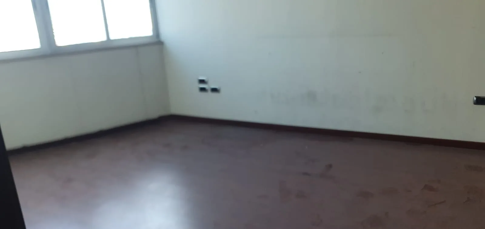 Office for rent in Sin El Fil — الصورة 9