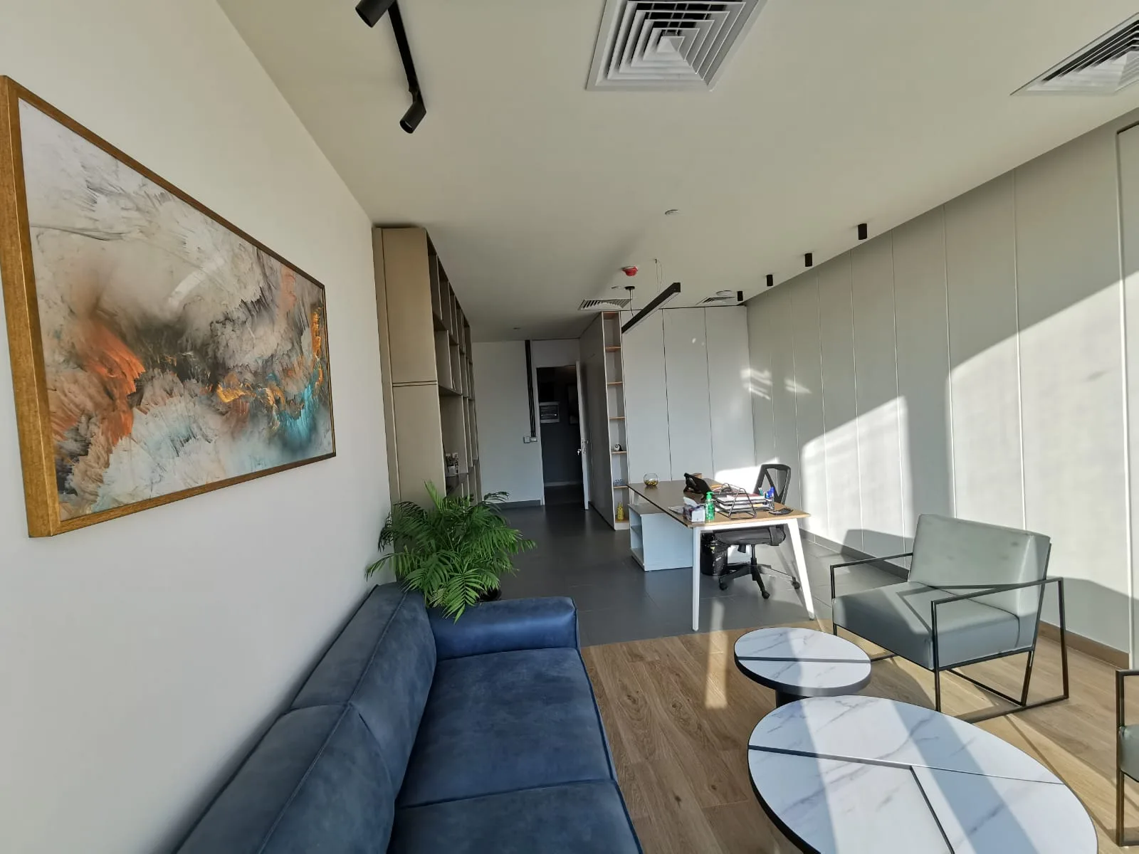 Office for Sale in Sodeco, Beirut, Lebanon — الصورة 3