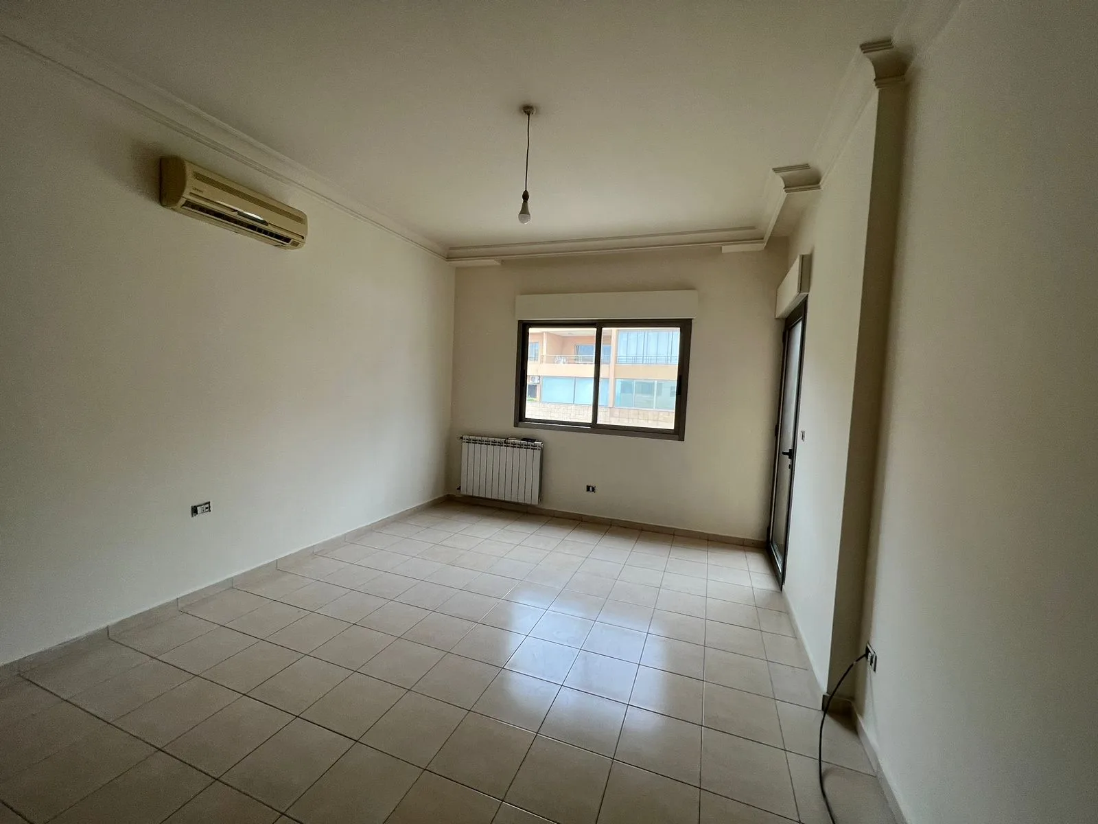 Apartment for Rent in Kfar Hbab — الصورة 4