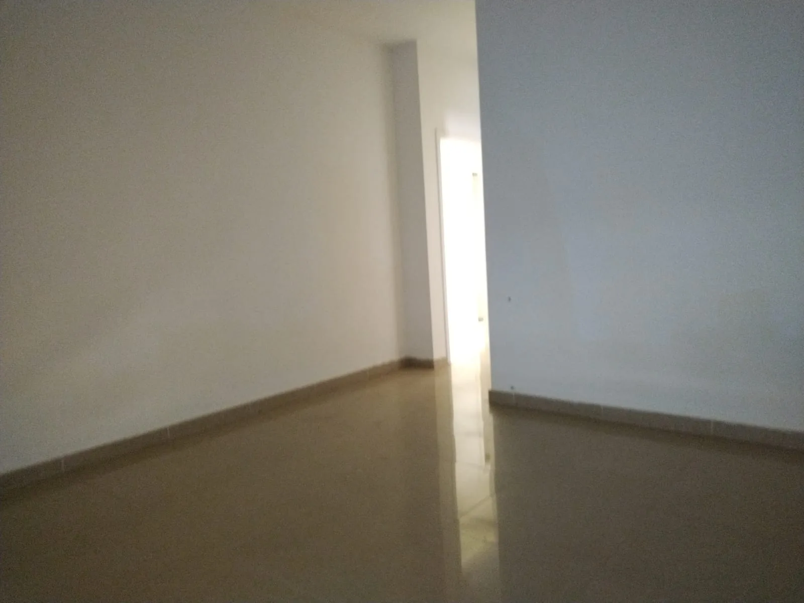 Apartment for Sale in Sahel Aalma, Lebanon — الصورة 4