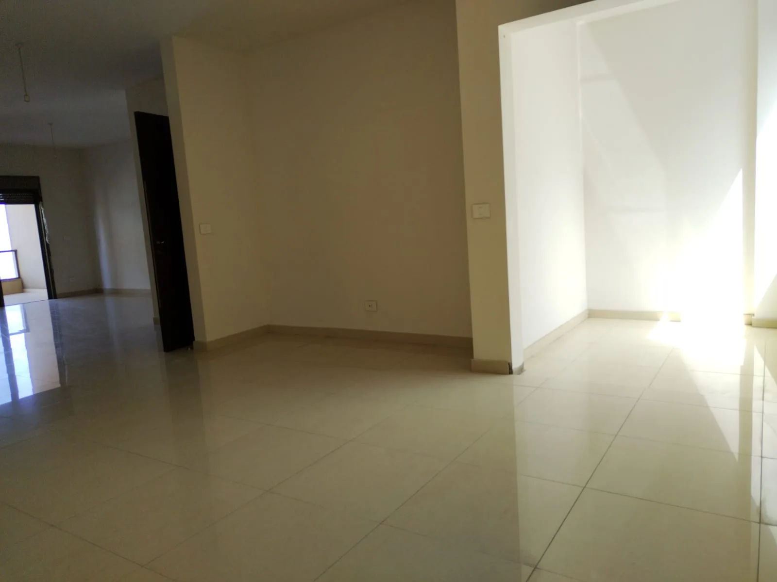 Apartment for Sale in Sahel Aalma, Lebanon — الصورة 10