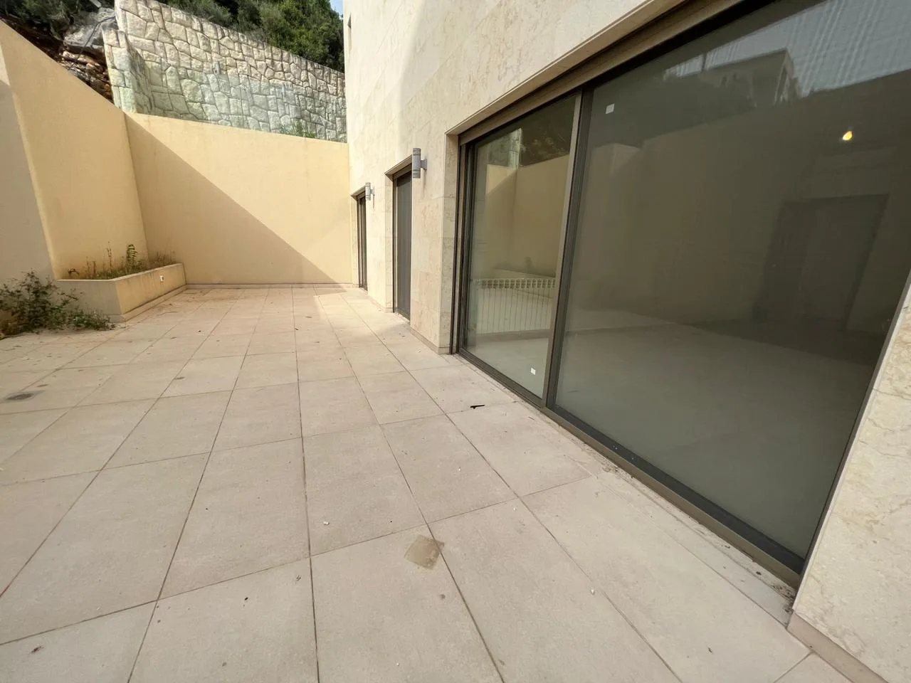 Apartment for Sale in Adma w Dafnah, Lebanon — الصورة 5