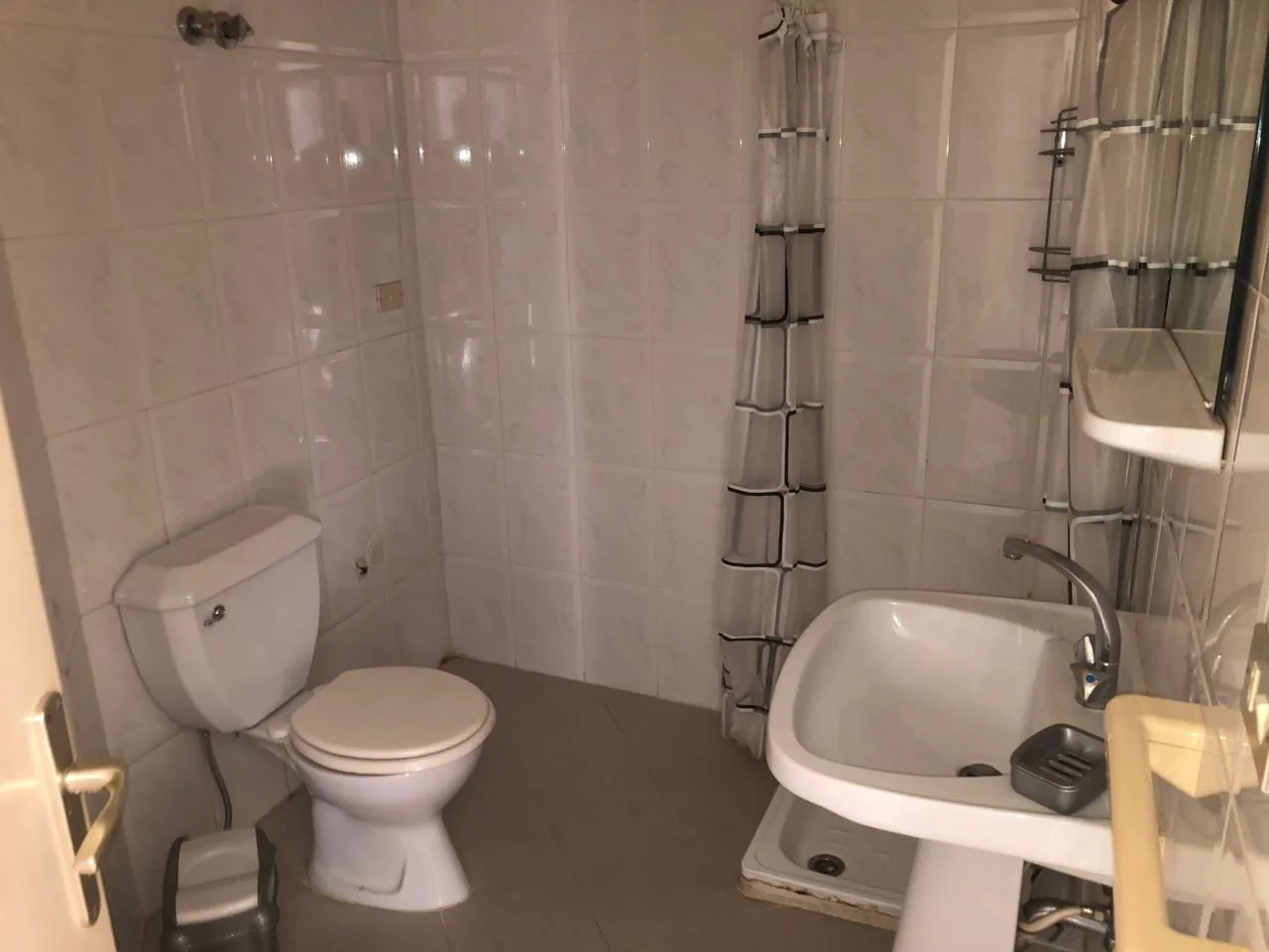 Chalet for rent in Halat — الصورة 5
