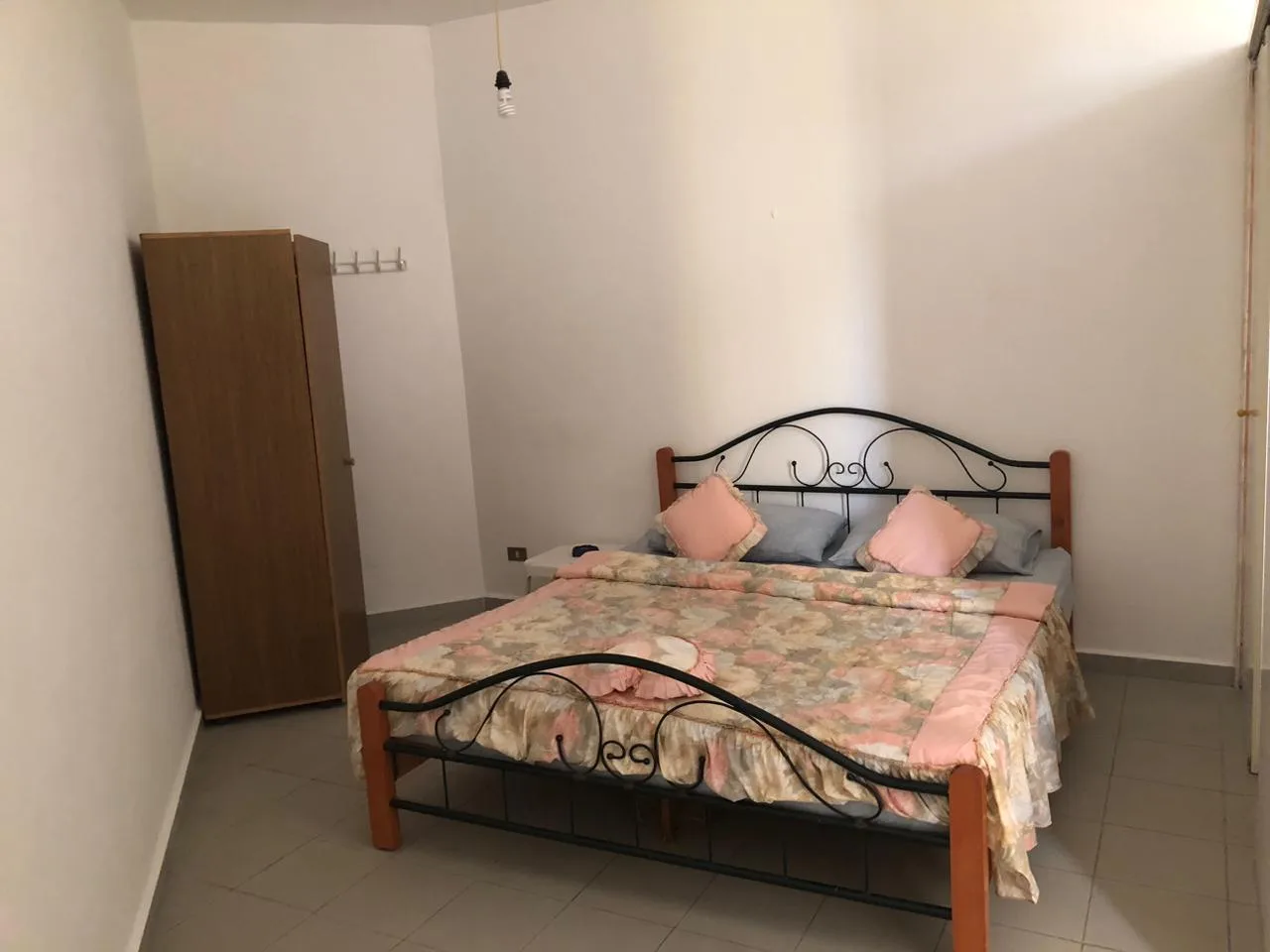 Chalet for rent in Halat — الصورة 2