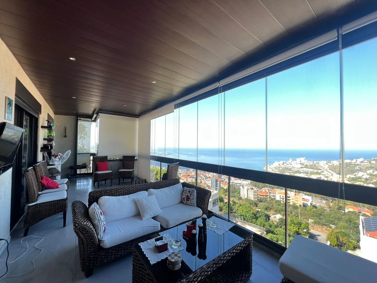 Apartment for Rent in Kfar Hbab, Lebanon — الصورة 2
