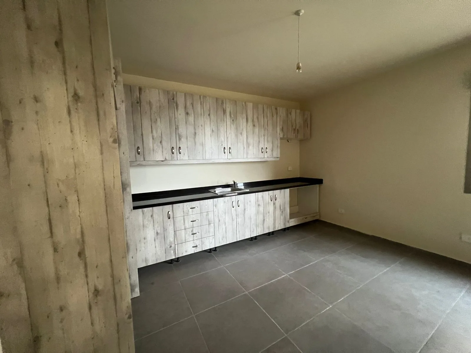 Duplex for Sale in Kfar Hbab, Lebanon — الصورة 4