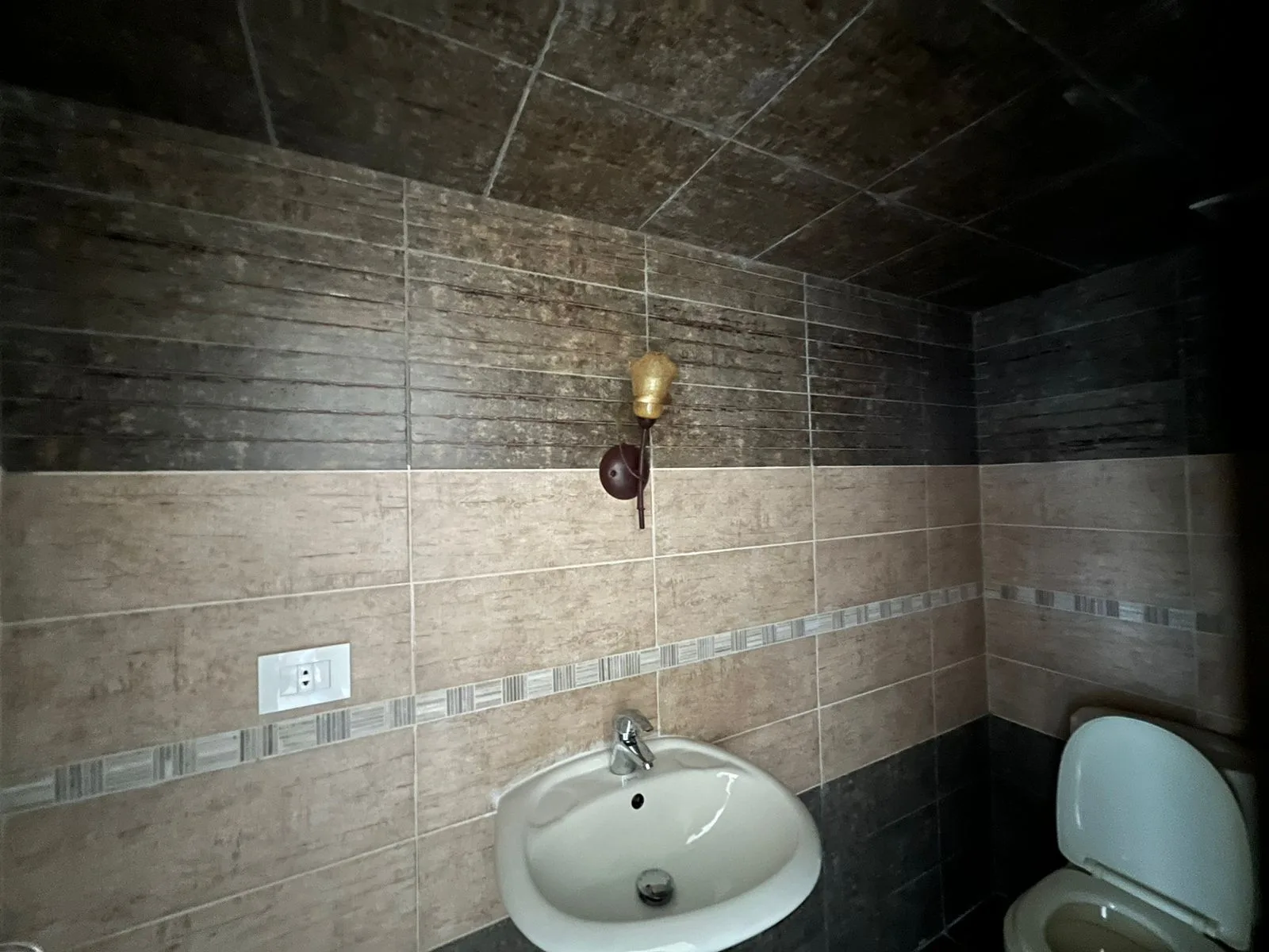 Apartment for Sale in Adma w Dafnah, Lebanon — الصورة 10
