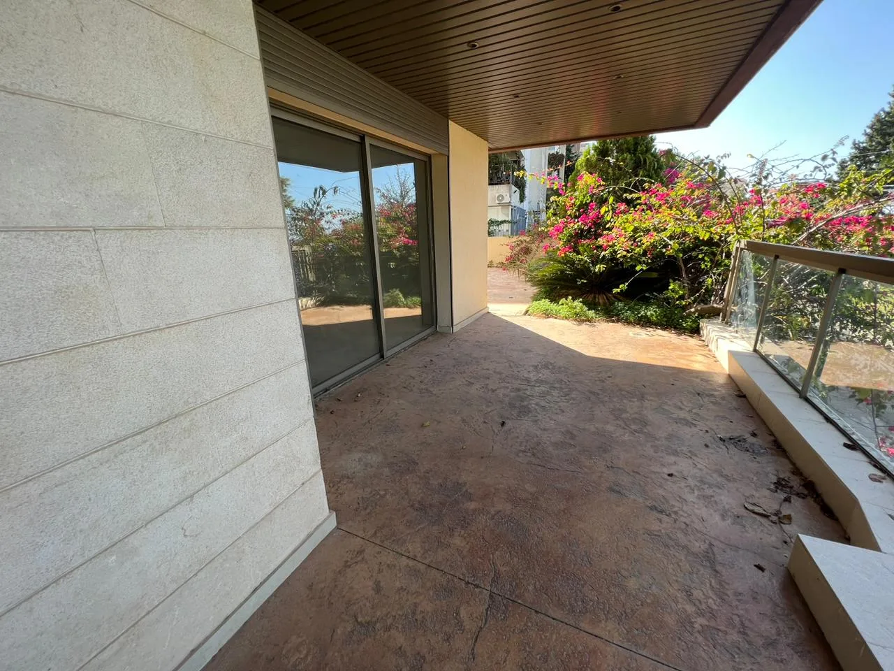 Apartment for Sale in Kfar Hbab, Lebanon — الصورة 2