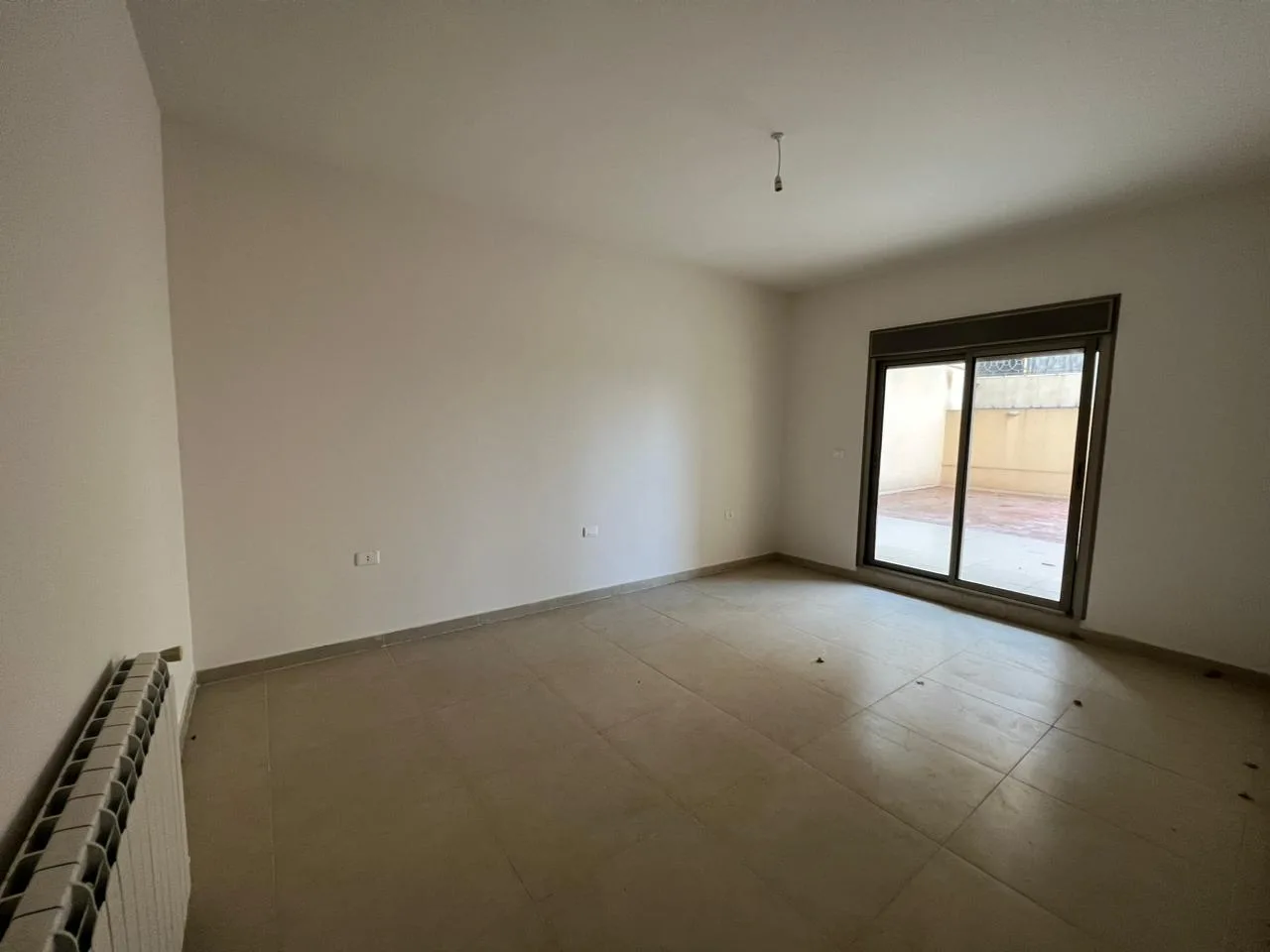 Apartment for Sale in Kfar Hbab, Lebanon — الصورة 6