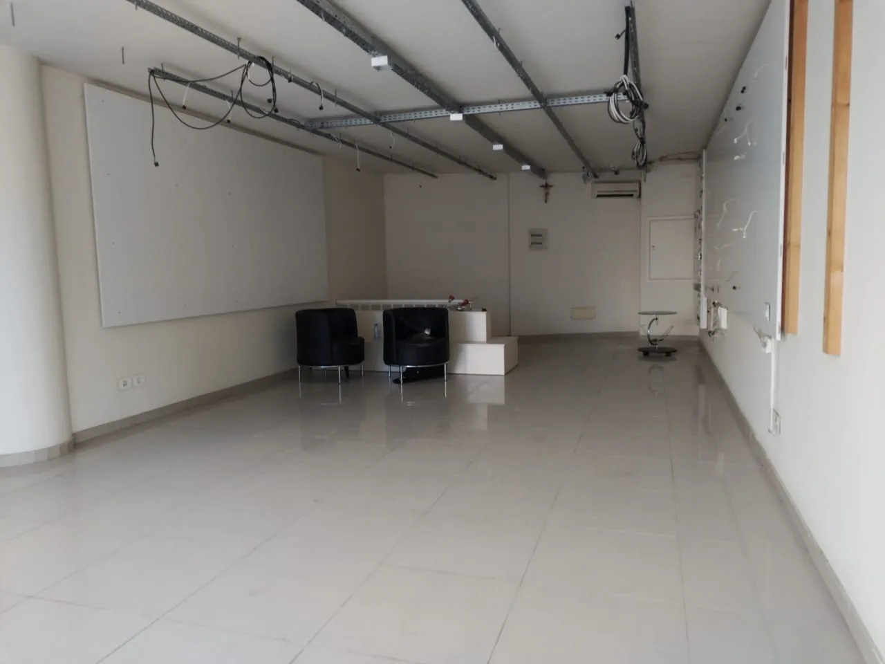 Shop for rent in Zouk Mikael