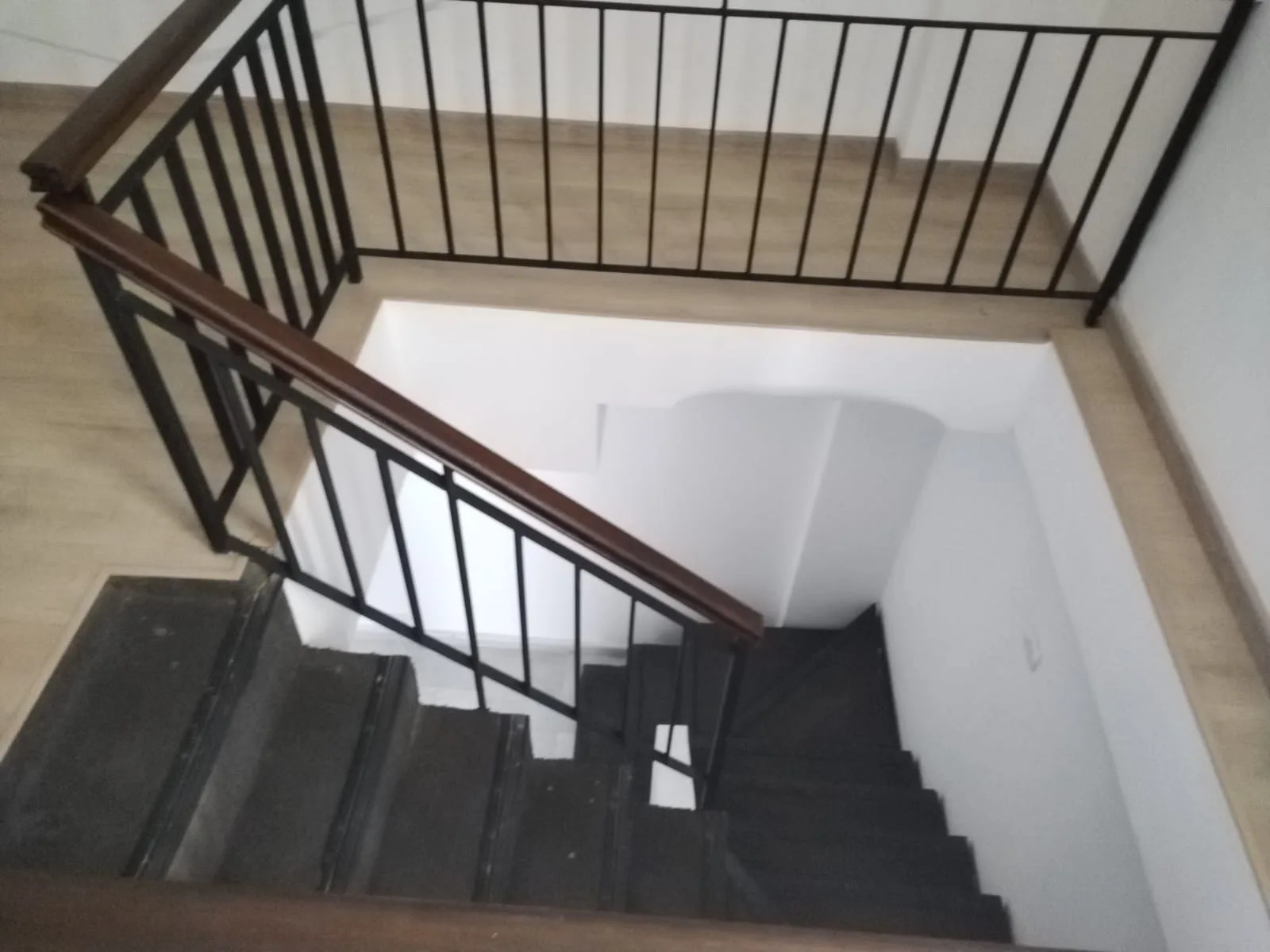 Shop for sale in Zouk Mikael — الصورة 3