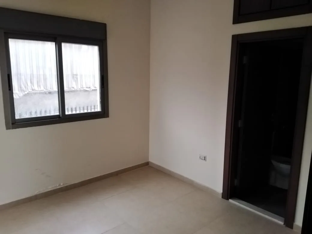 Apartment for Sale in Aatchane, Lebanon — الصورة 2