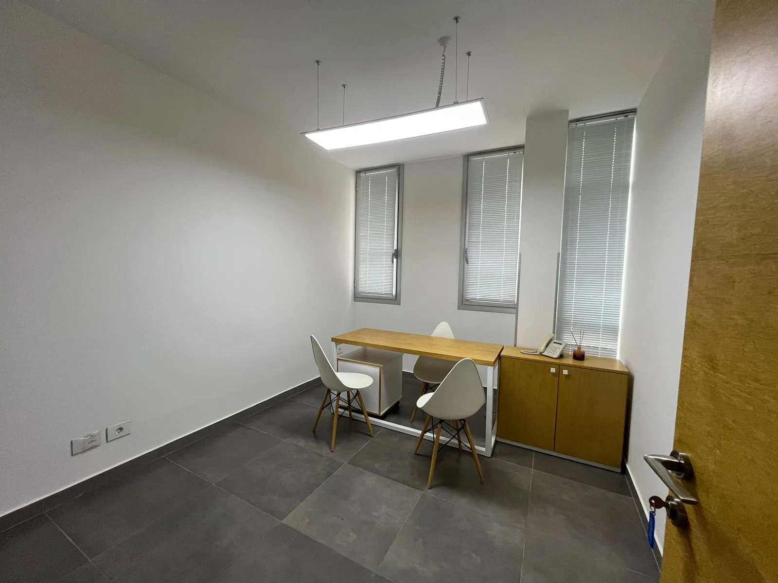 Clinic for rent in Ghazir