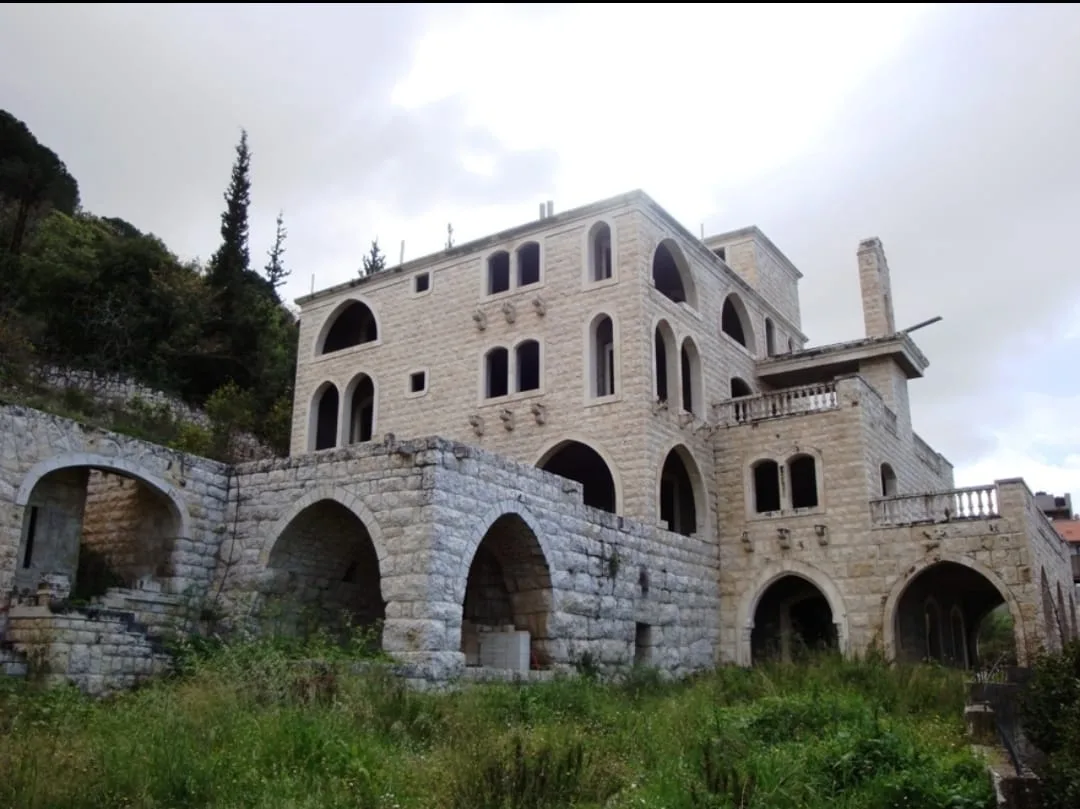 Villa for Sale in Chnaneir, Lebanon — الصورة 4