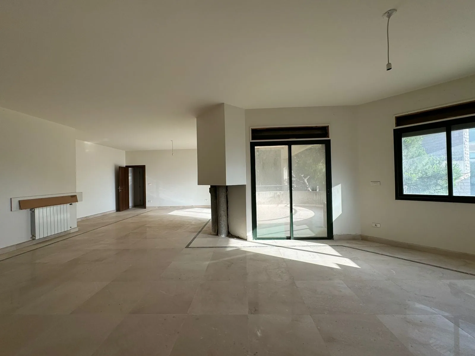Apartment for Sale in Broummana, Lebanon — الصورة 2