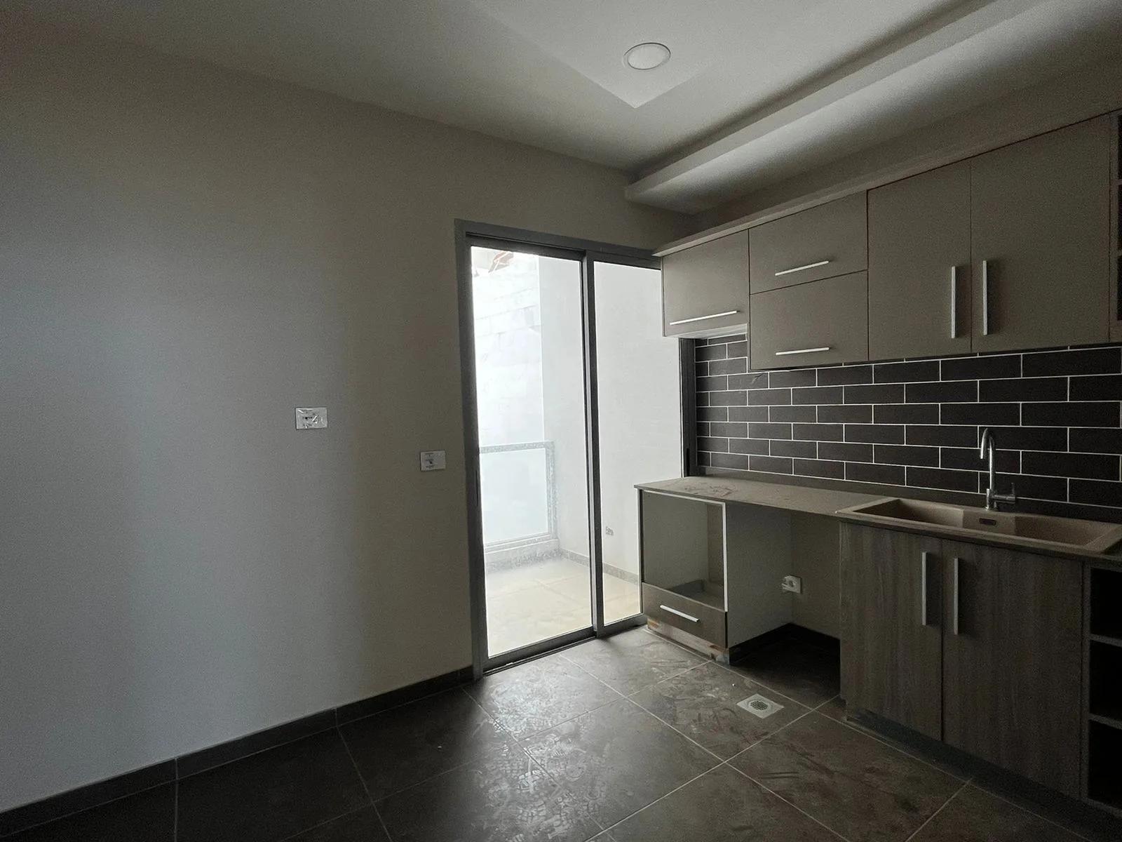 Apartment for Rent in Sahel Aalma — الصورة 4