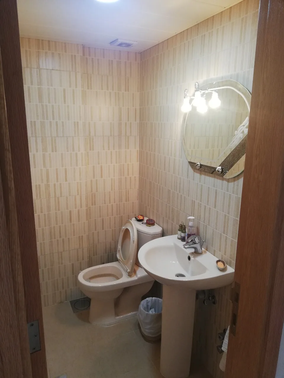 Apartment for Sale in Broummana, Lebanon — الصورة 4
