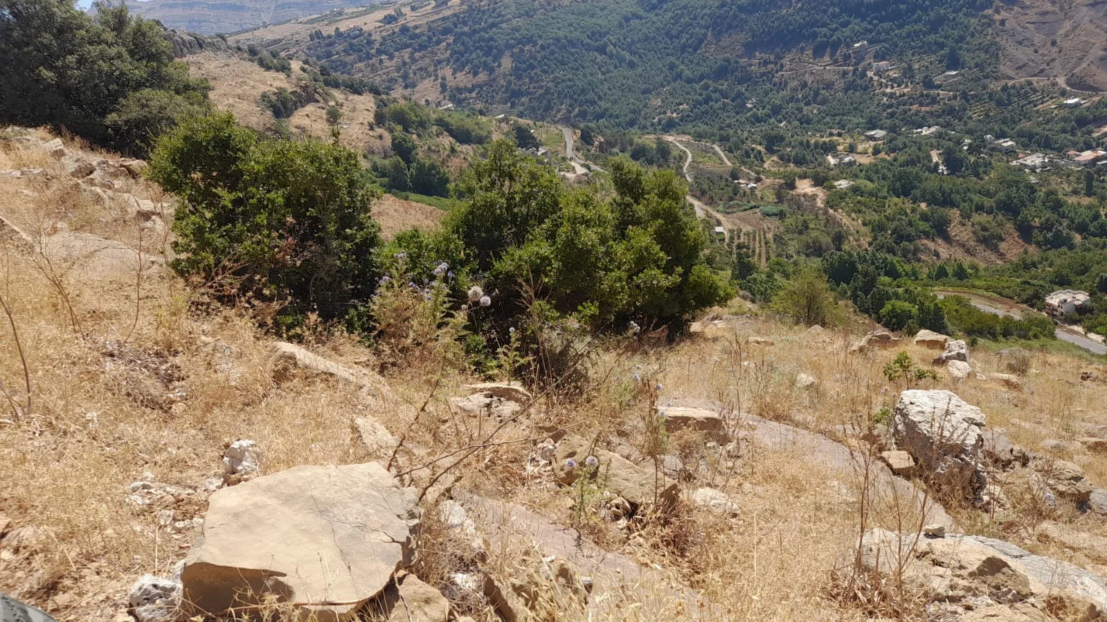Land for Sale in Qartaba, Lebanon — الصورة 2