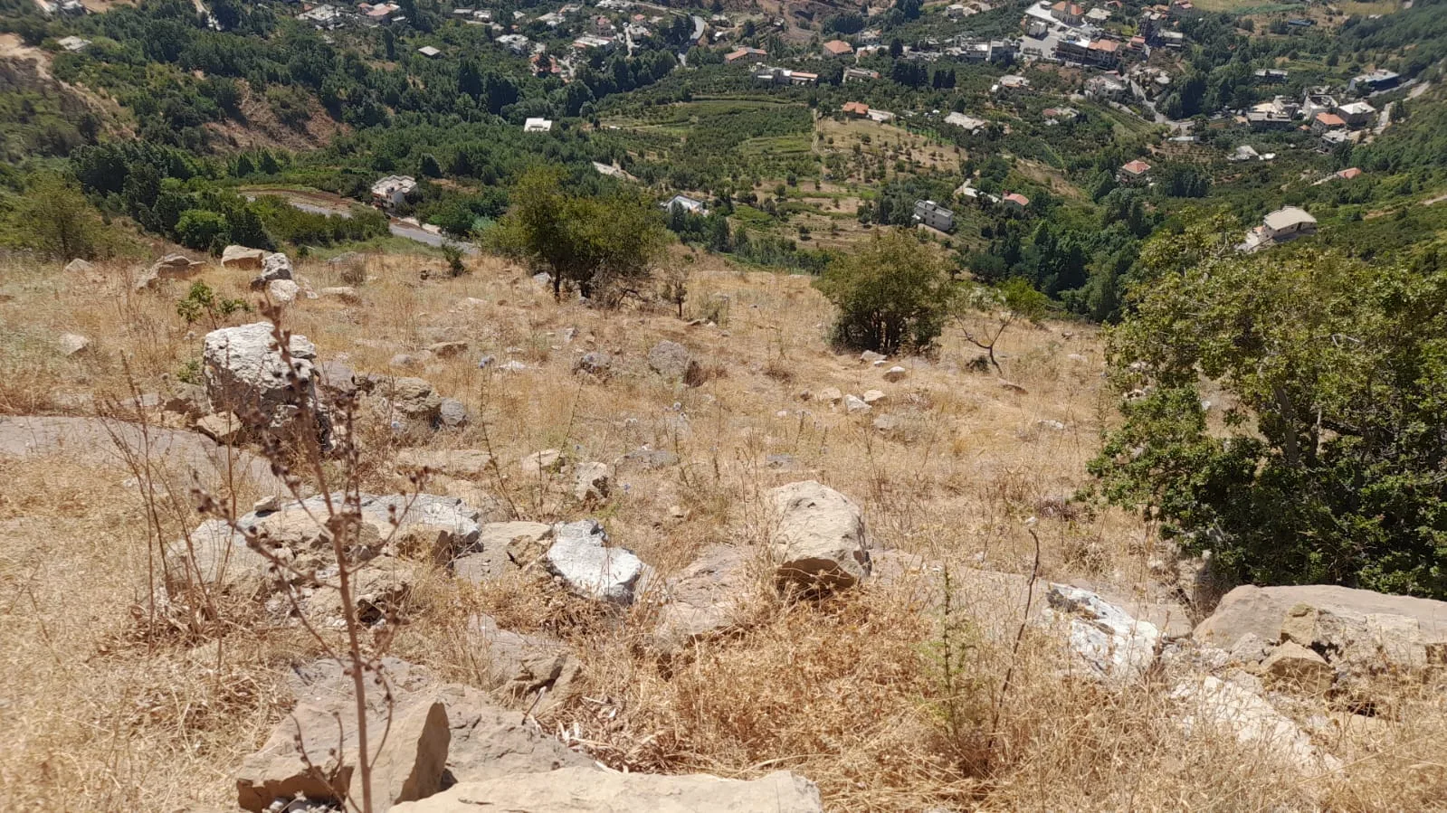 Land for Sale in Qartaba, Lebanon — الصورة 3