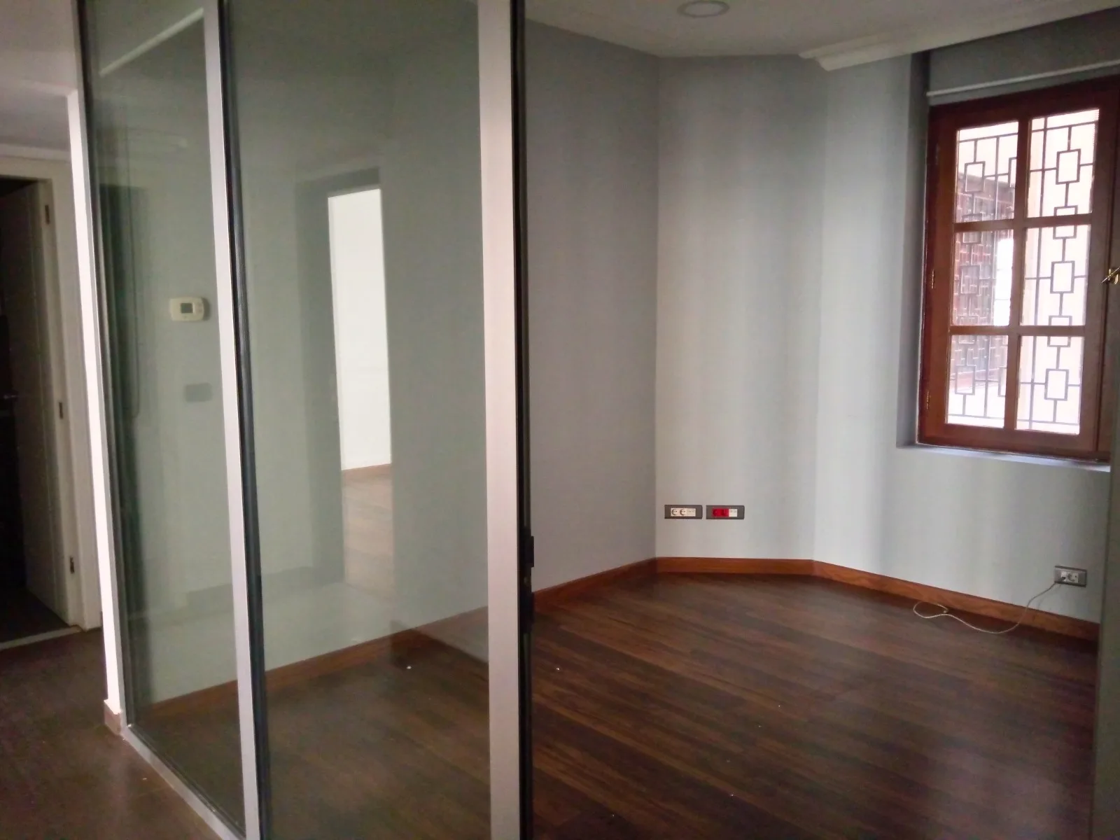 Office for rent in Downtown Beirut, Lebanon — الصورة 4