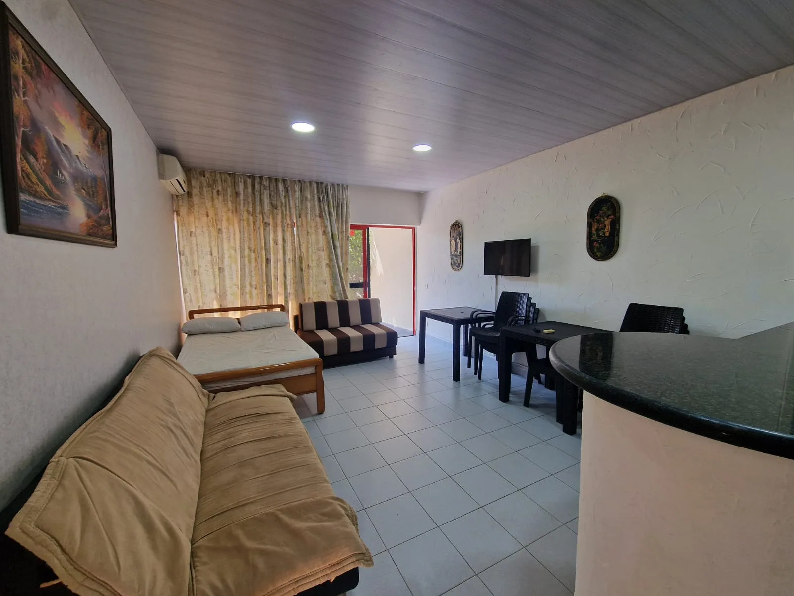 Chalet for rent in Batroun — الصورة 3