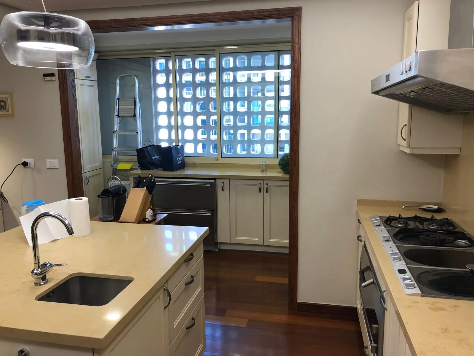 Apartment for Sale in Hamra, Beirut, Lebanon — الصورة 8