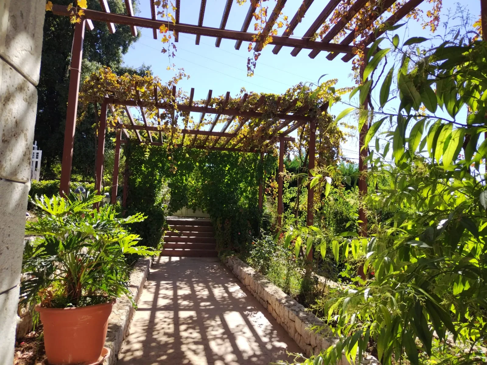 Villa for Sale in Ajaltoun, Lebanon — الصورة 5
