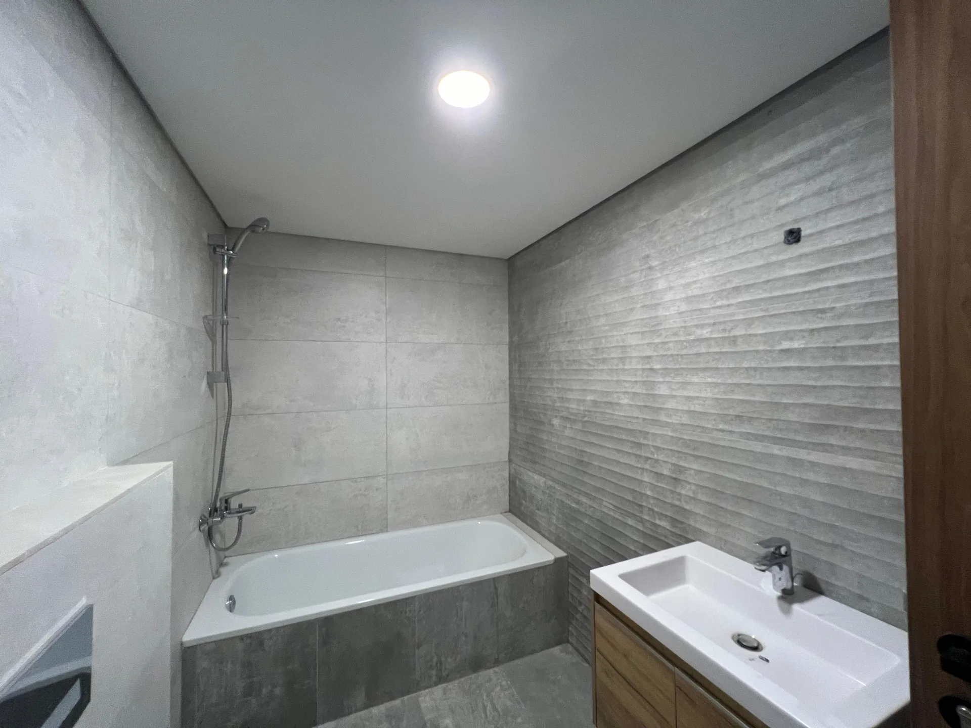 Apartment for Sale in Kfar Hbab, Lebanon — الصورة 7