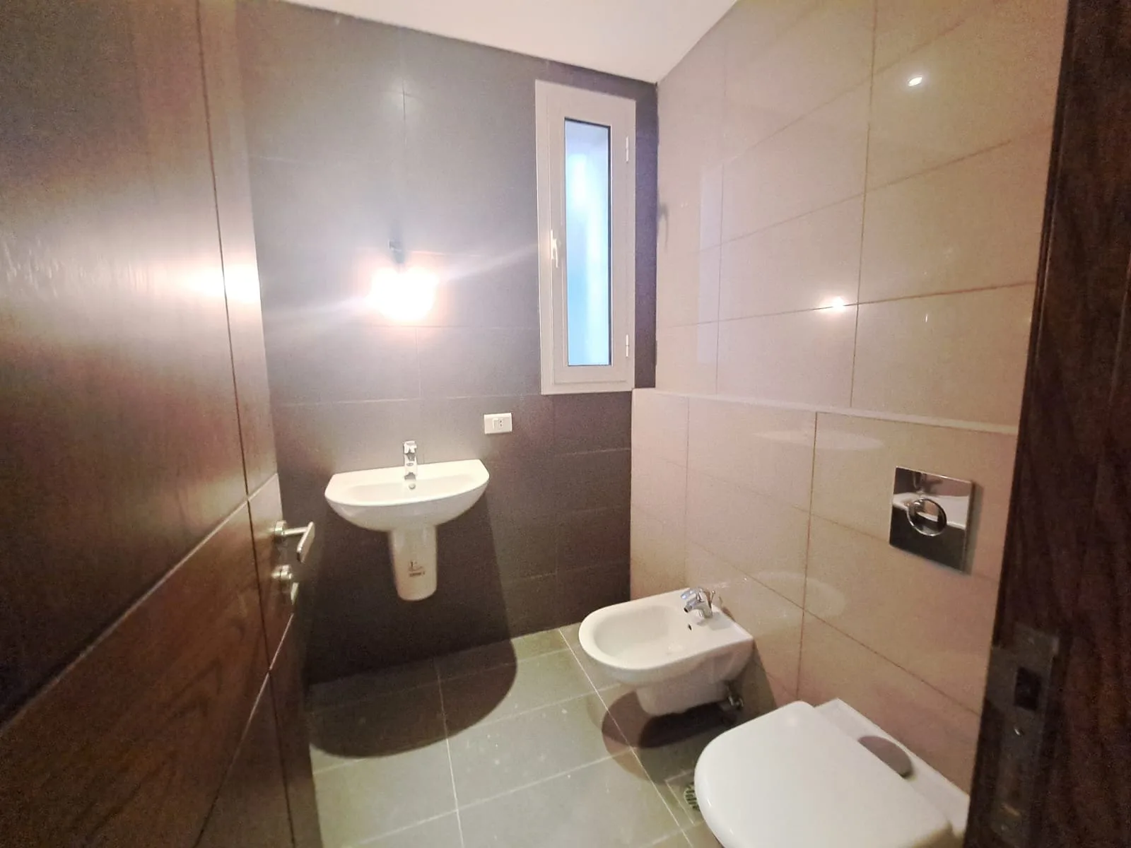 Apartment for Sale in Cornet Chahwan, Lebanon — الصورة 9