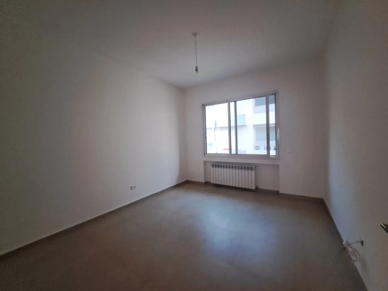Apartment for Sale in Cornet Chahwan, Lebanon — الصورة 7