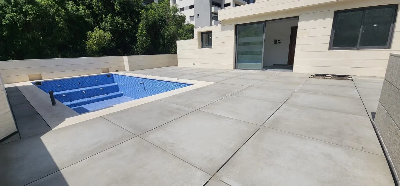 Triplex for Sale in Yarzeh, Lebanon — الصورة 2