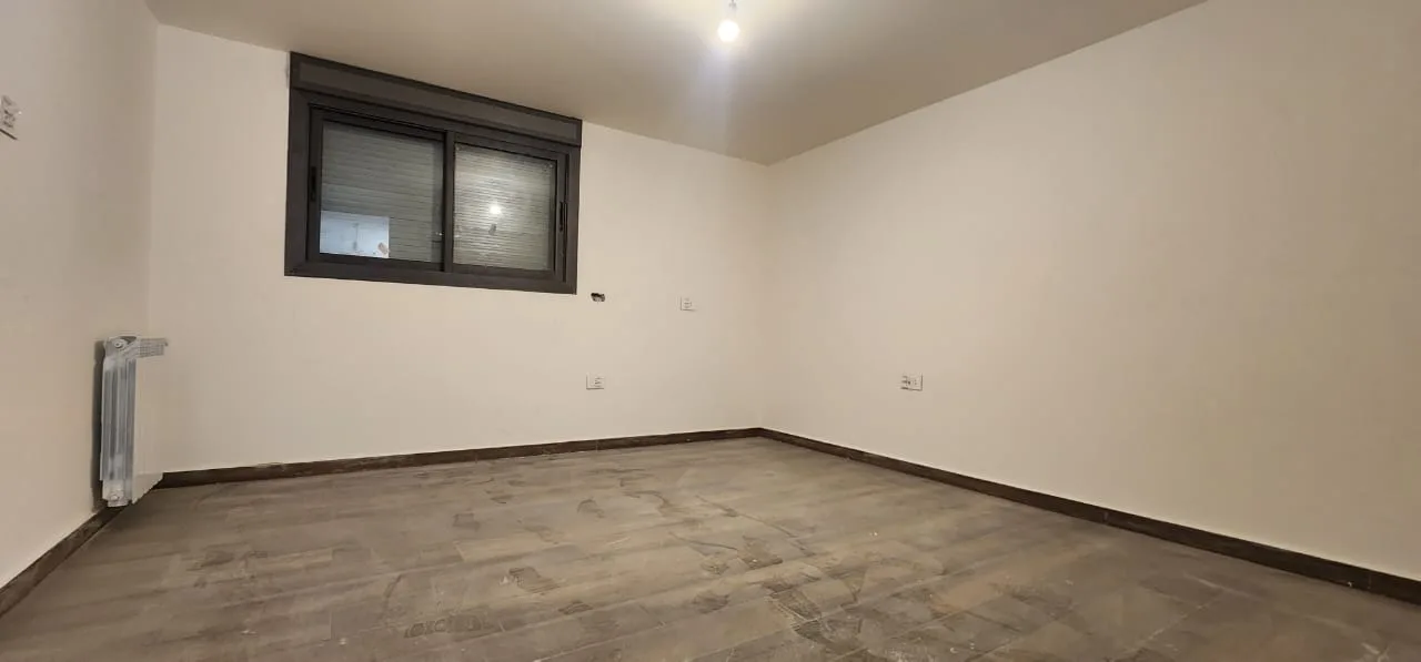 Triplex for Sale in Yarzeh, Lebanon — الصورة 5