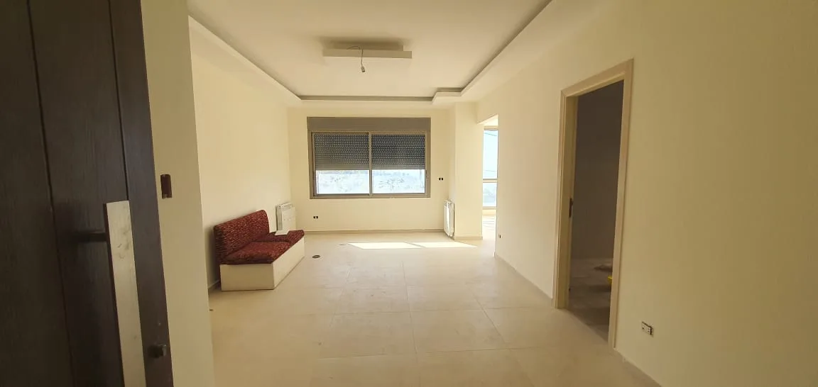 Apartment for Sale in Halat, Lebanon — الصورة 3