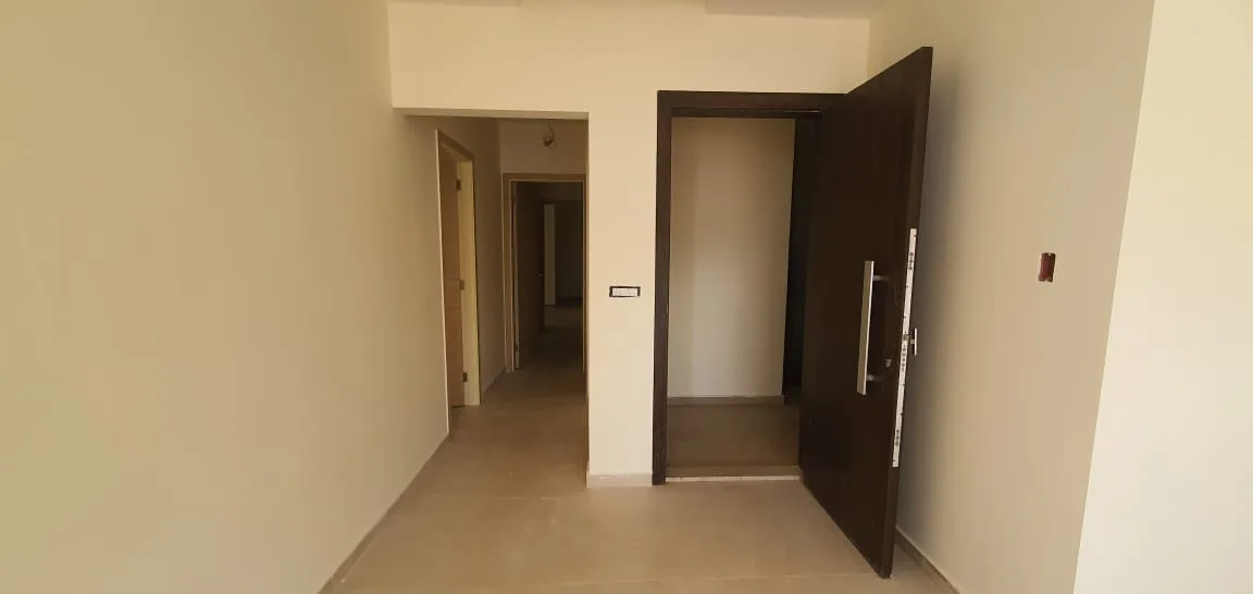 Apartment for Sale in Halat, Lebanon — الصورة 5