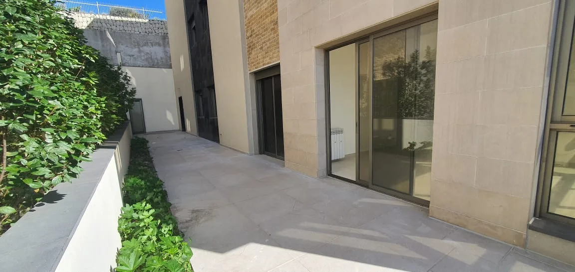 Apartment for Sale in Halat, Lebanon — الصورة 6