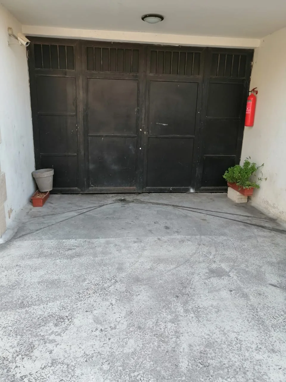 Warehouse for Sale in Roumieh