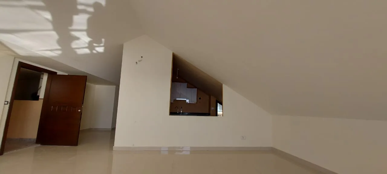 Apartment for Rent in Nahr Ibrahim — الصورة 6