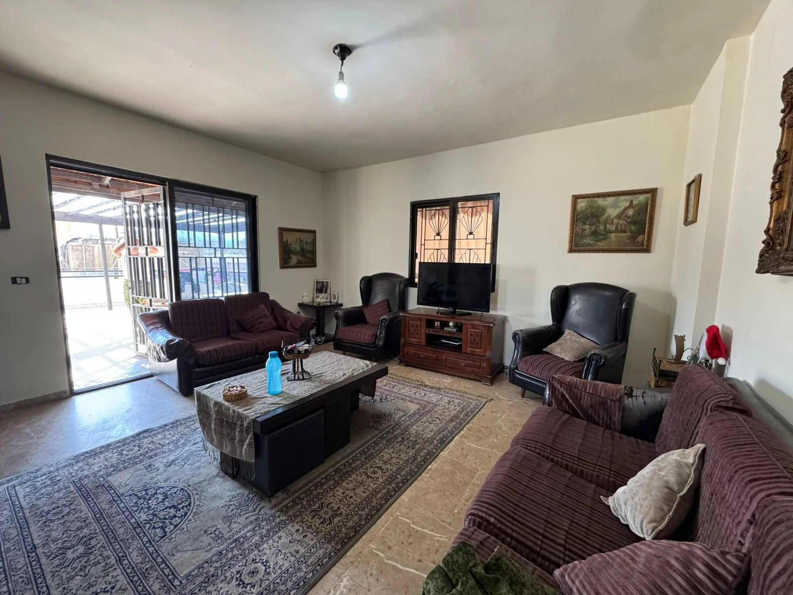 Apartment for Sale in Ain el remmeneh, Baabda, Lebanon — الصورة 4