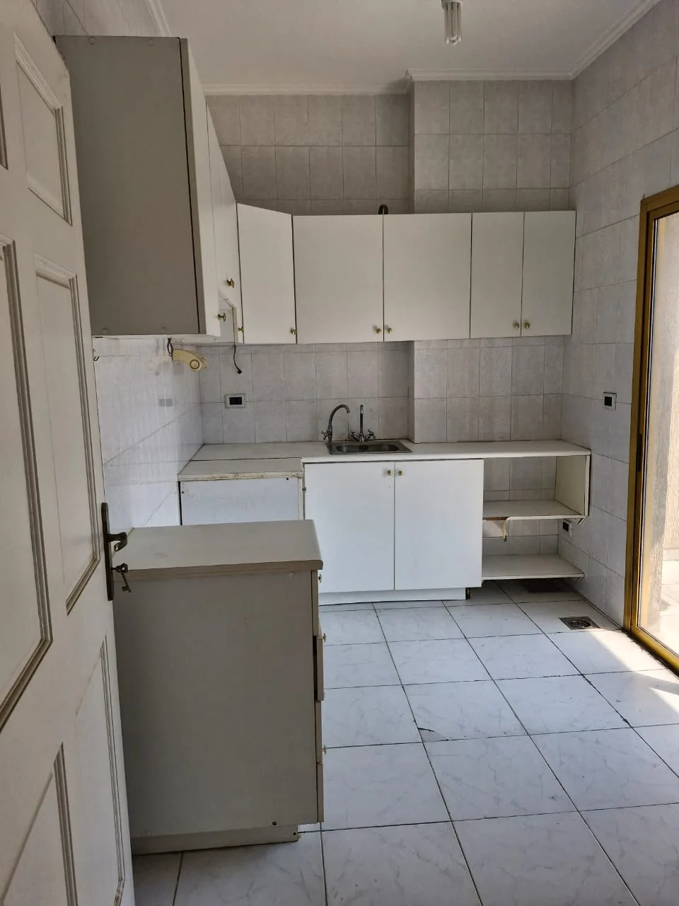 Office for Sale in Ghazir — الصورة 7