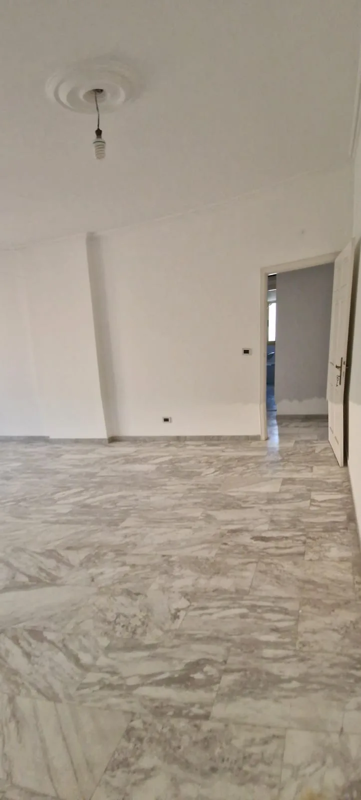 Office for Sale in Ghazir — الصورة 6