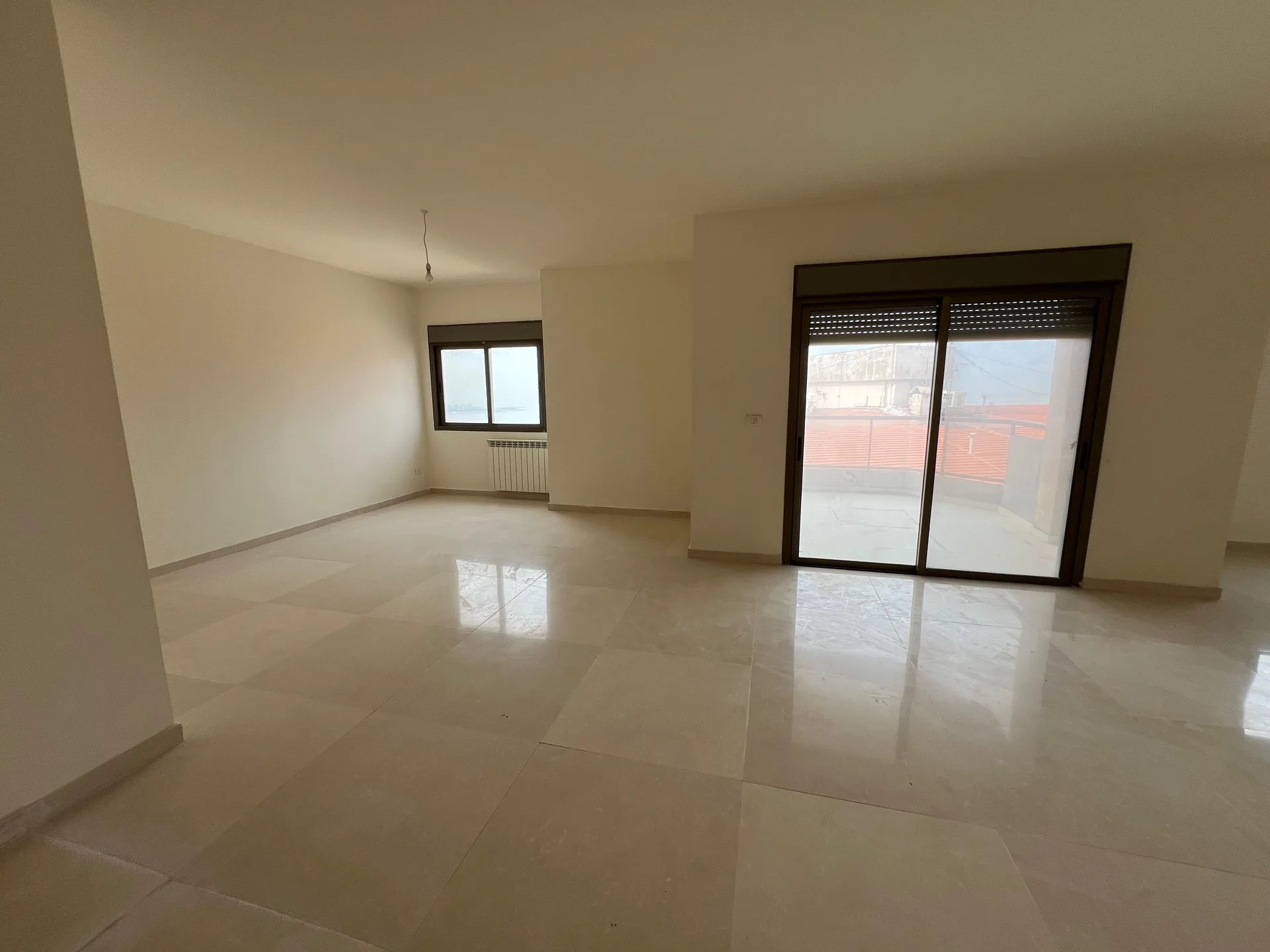 Apartment for Rent in Kfar Hbab — الصورة 2